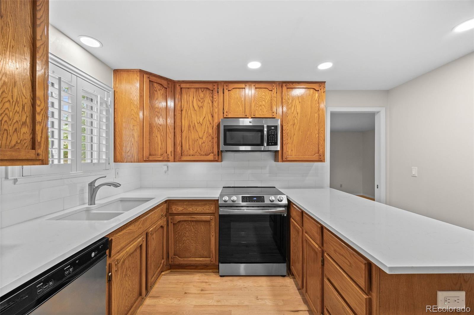 MLS Image #11 for 888 e davies avenue,centennial, Colorado