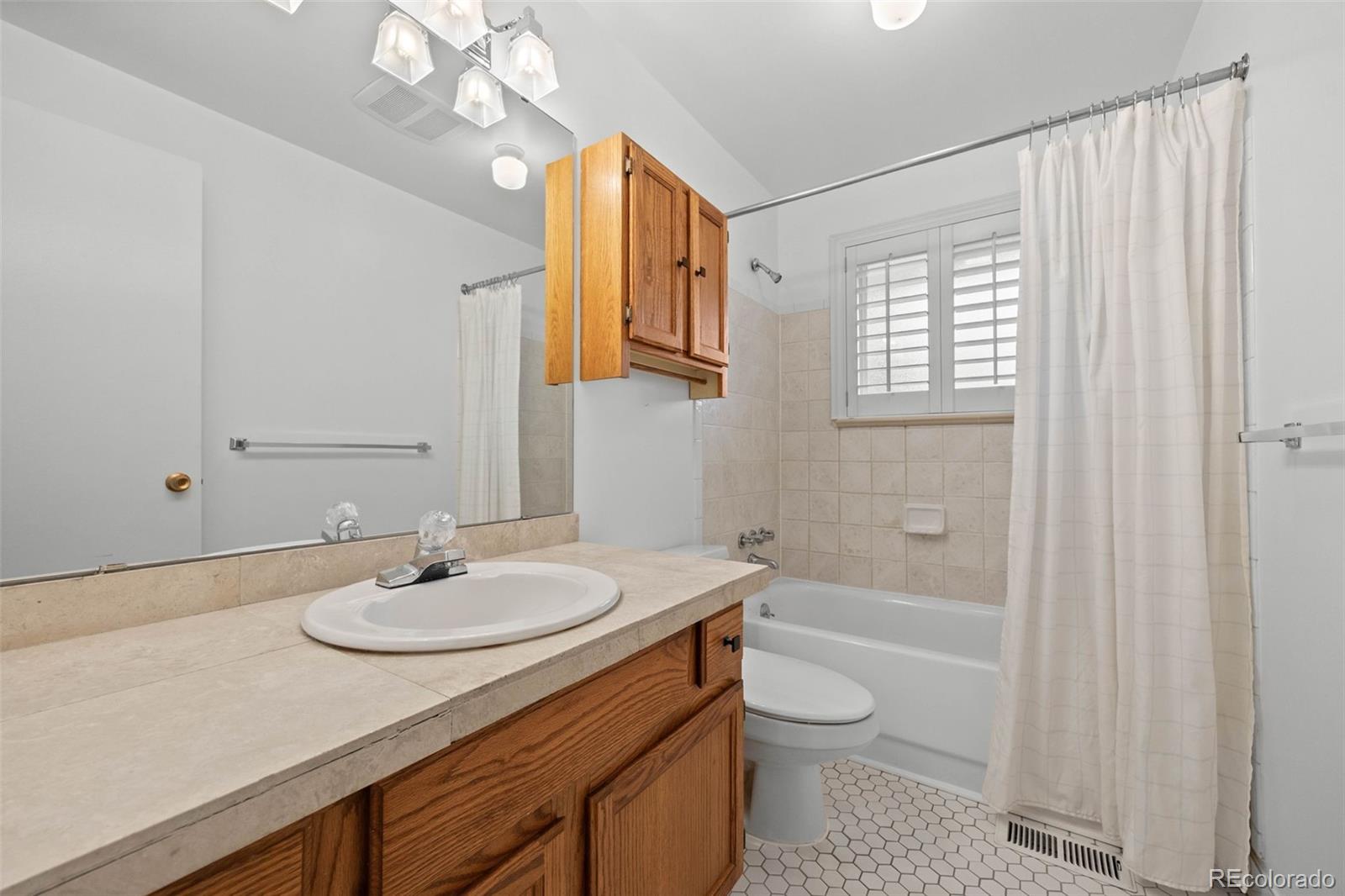 MLS Image #21 for 888 e davies avenue,centennial, Colorado