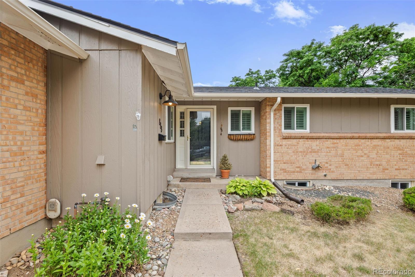 MLS Image #3 for 888 e davies avenue,centennial, Colorado