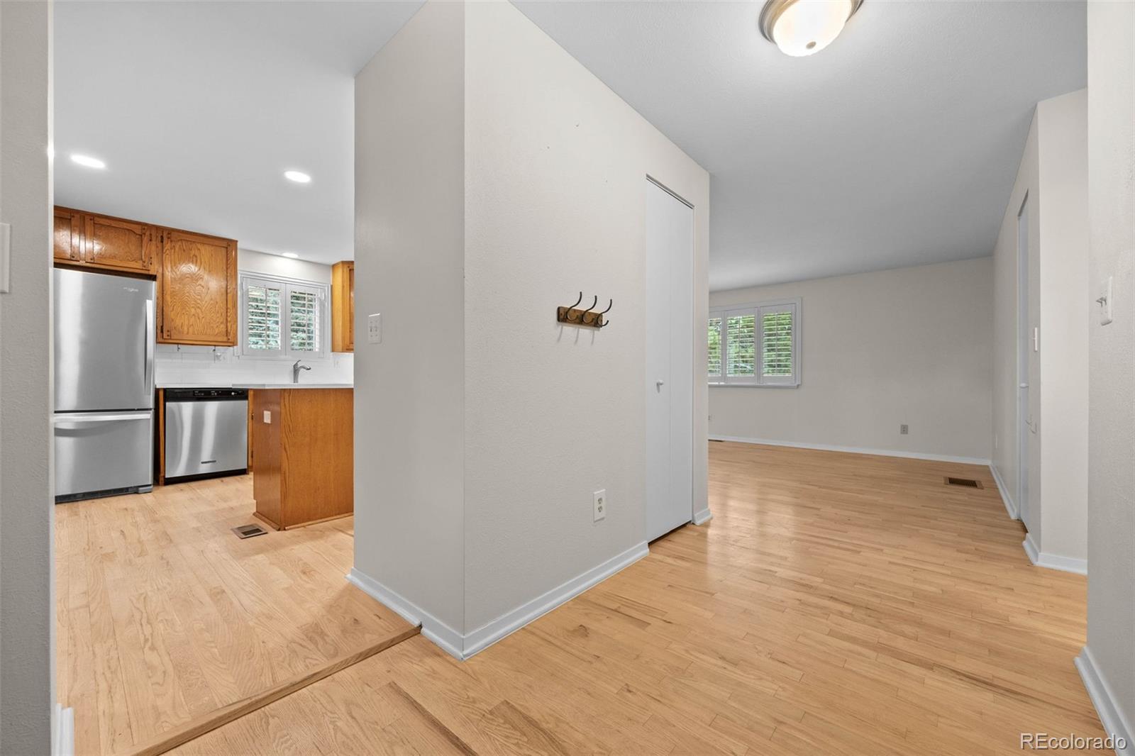 MLS Image #5 for 888 e davies avenue,centennial, Colorado