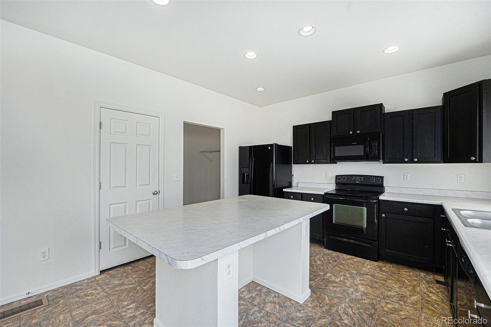 MLS Image #6 for 5550  malta street,denver, Colorado
