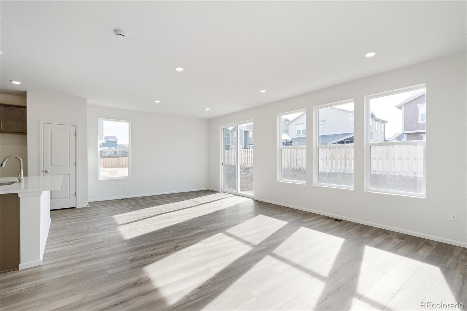 MLS Image #7 for 13412 e 110th way,commerce city, Colorado