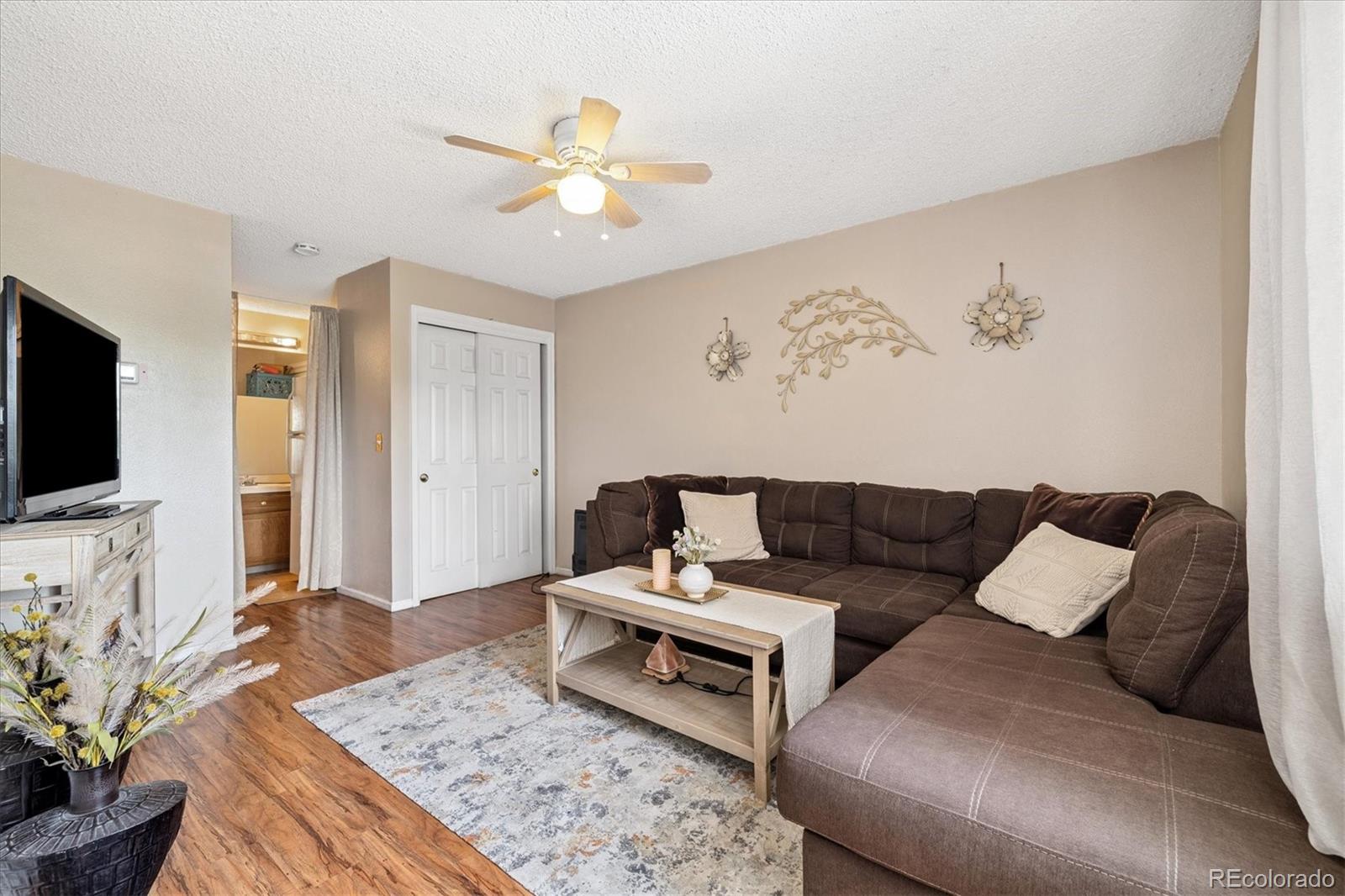 MLS Image #11 for 2685 s dayton way,denver, Colorado