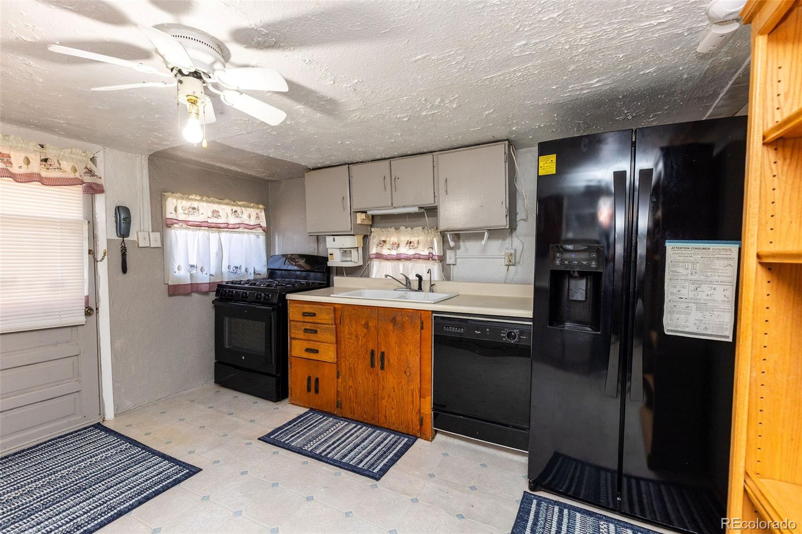 MLS Image #11 for 379  sisneros street,center, Colorado