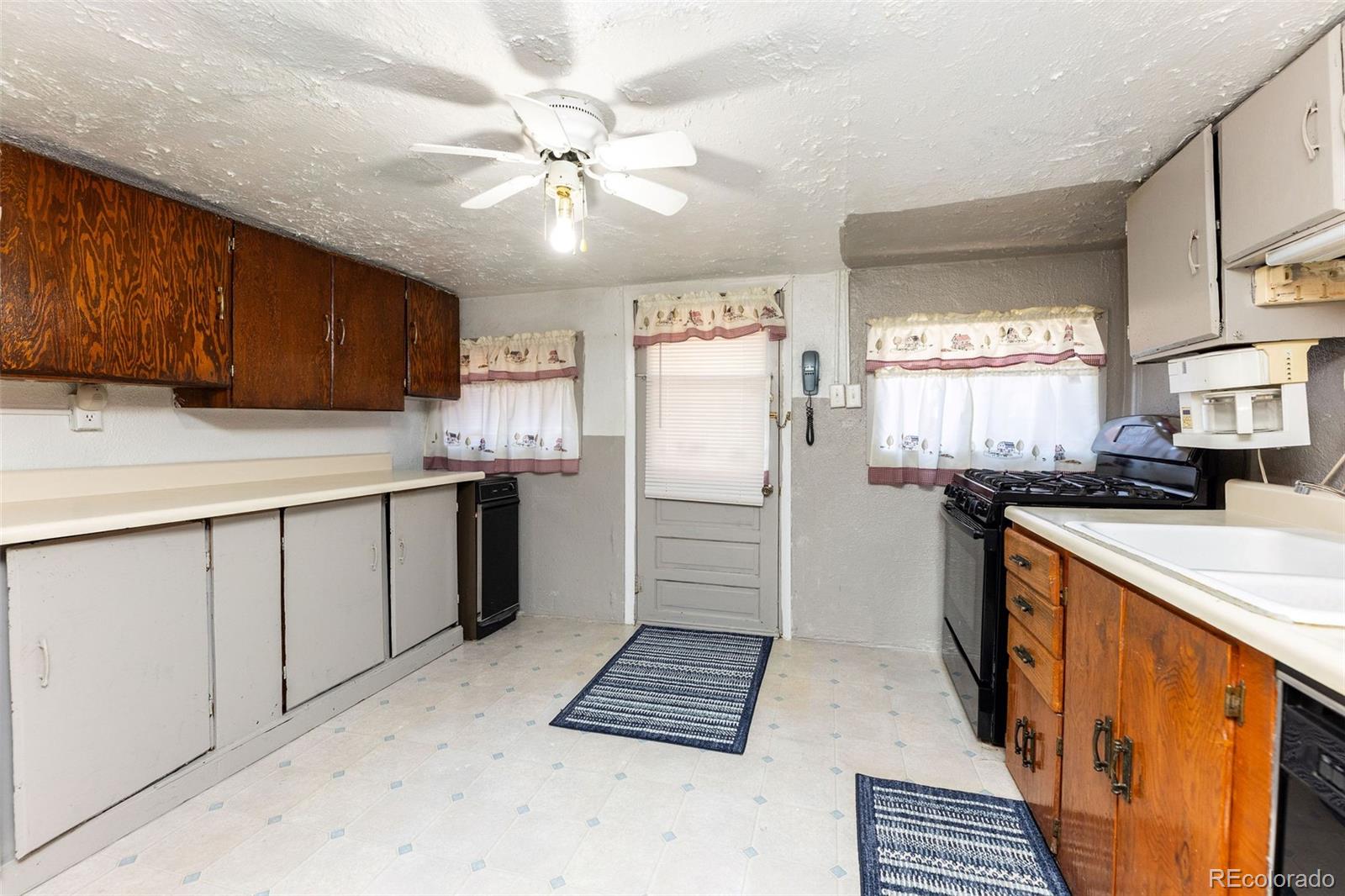MLS Image #14 for 379  sisneros street,center, Colorado