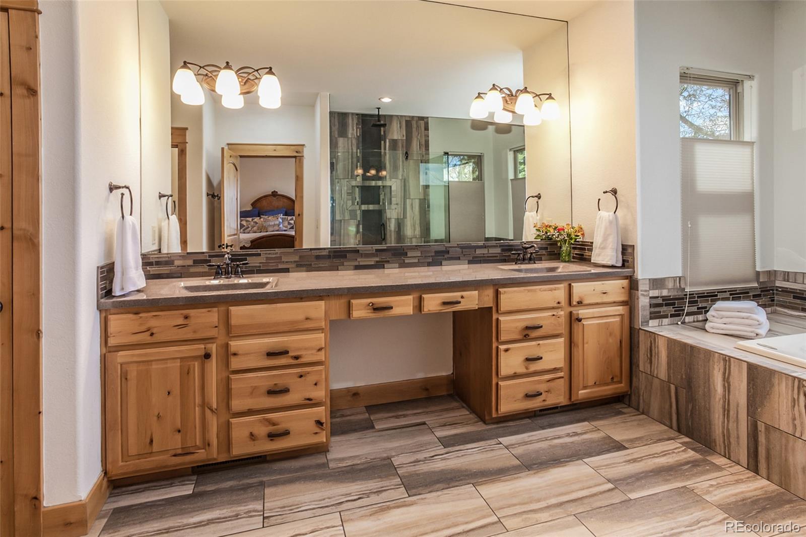 MLS Image #13 for 1715  wales drive,berthoud, Colorado