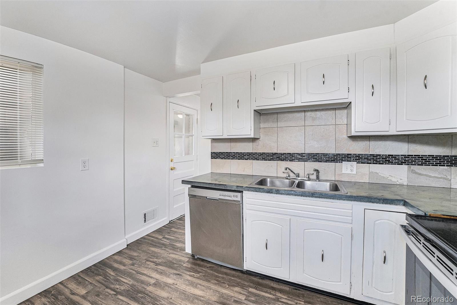 MLS Image #4 for 588  empire street,aurora, Colorado