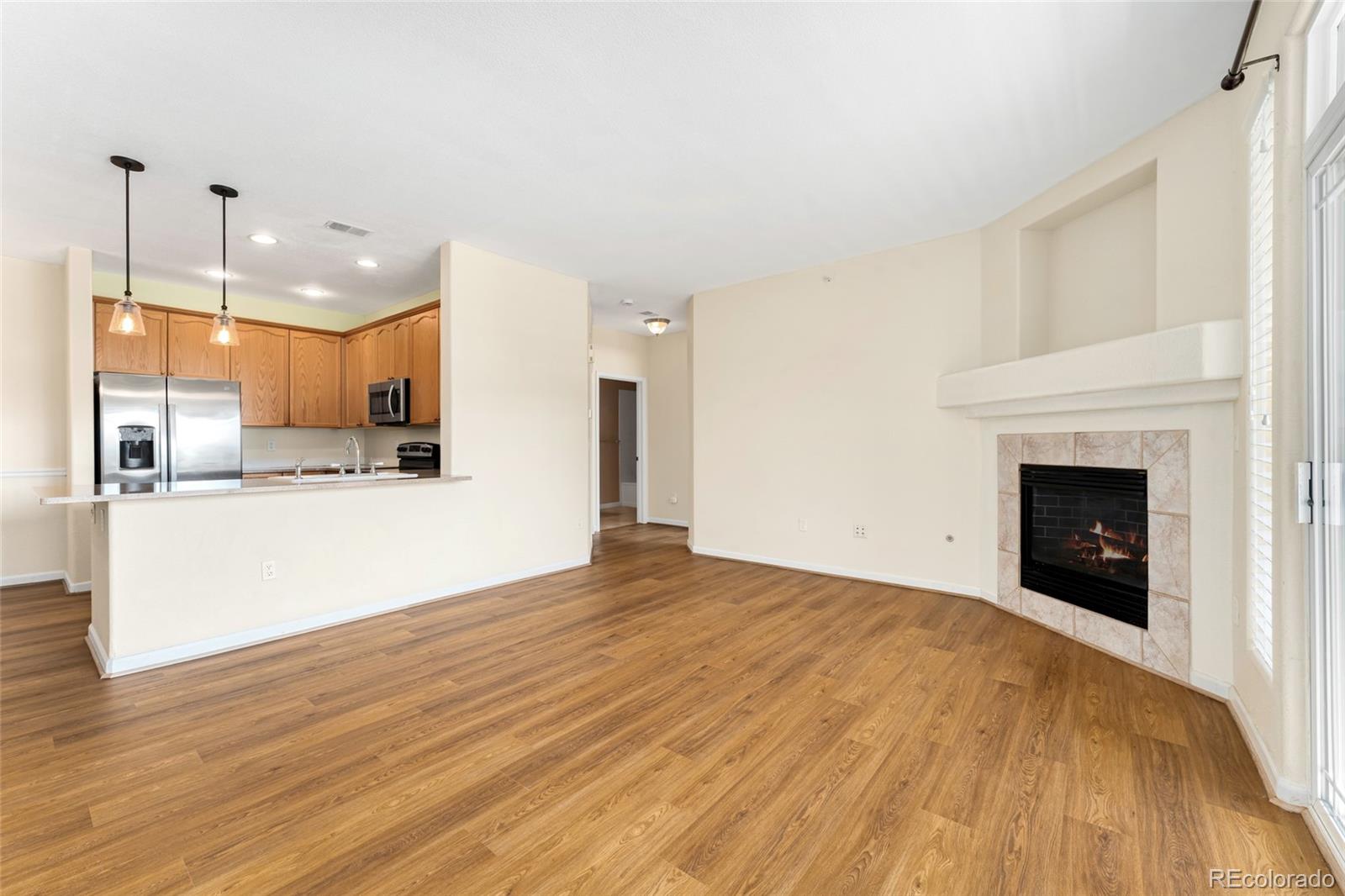 MLS Image #10 for 8427 s hoyt way,littleton, Colorado