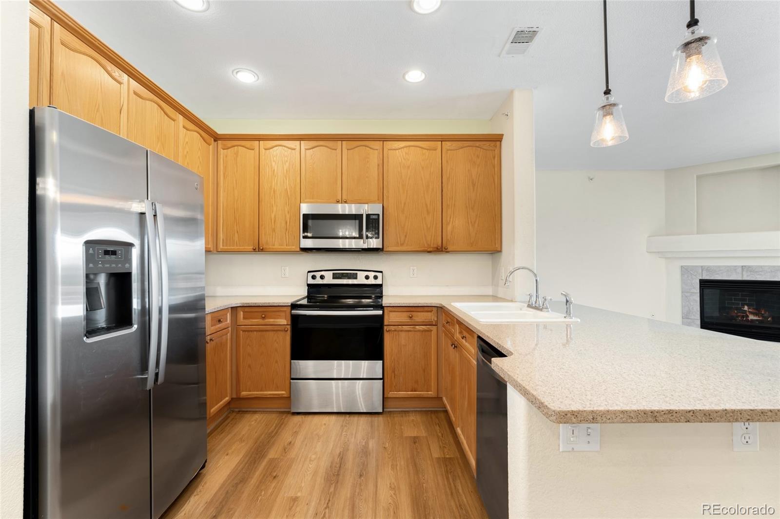 MLS Image #6 for 8427 s hoyt way,littleton, Colorado
