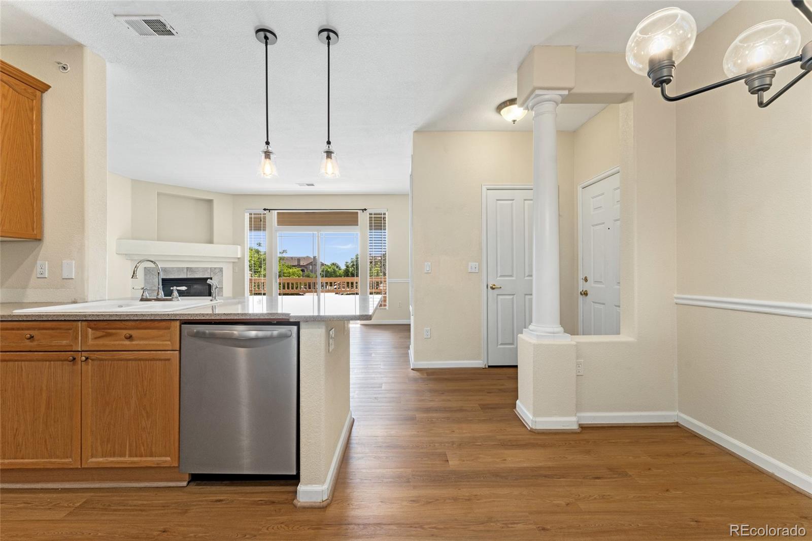 MLS Image #8 for 8427 s hoyt way,littleton, Colorado