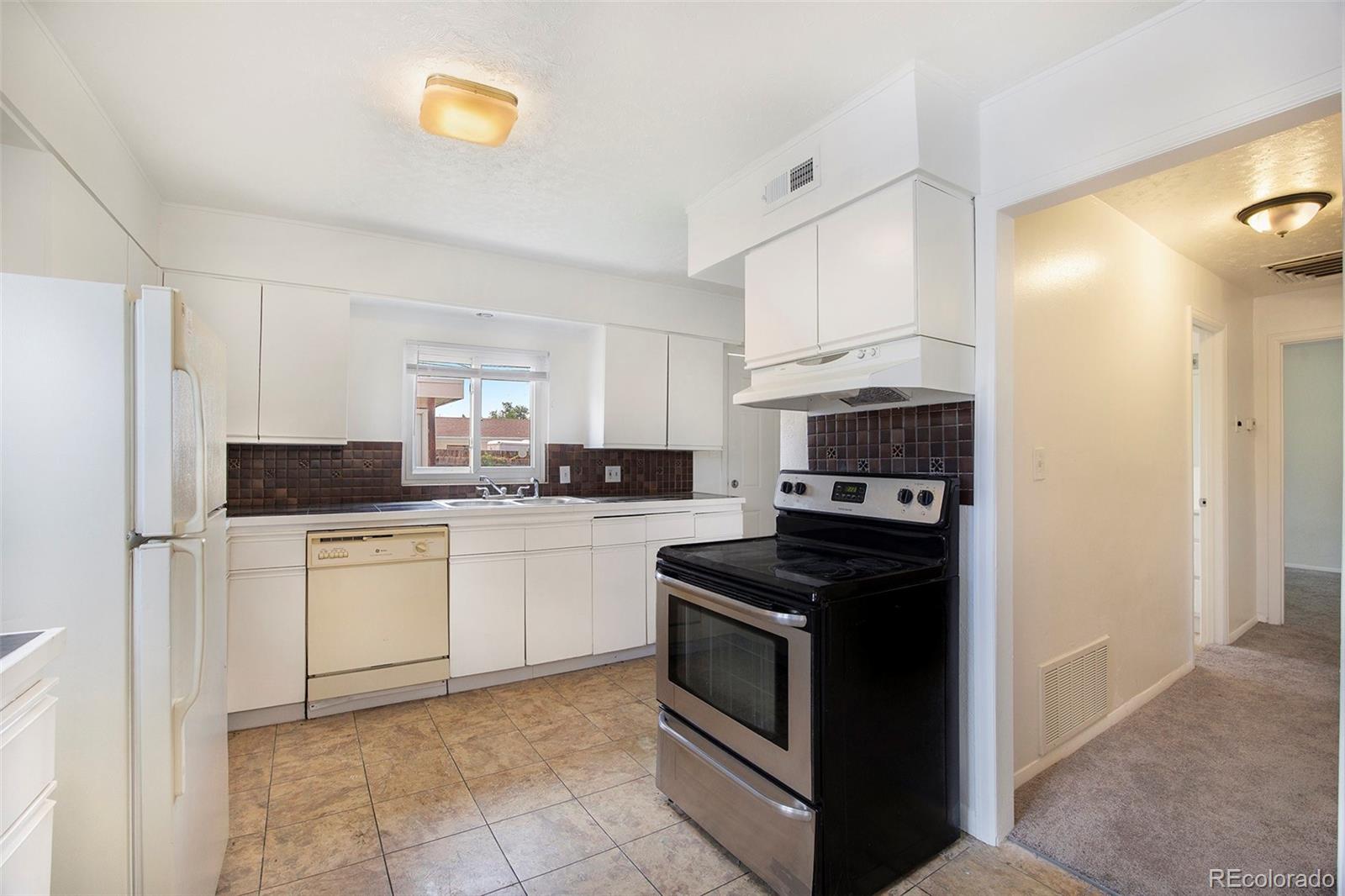 MLS Image #4 for 1303  havana street,aurora, Colorado