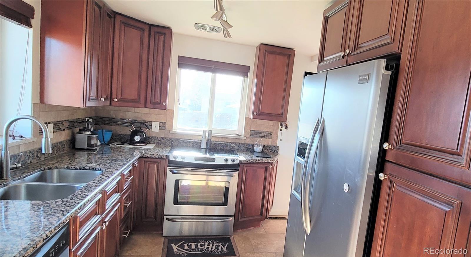 MLS Image #4 for 4901  grove street,denver, Colorado
