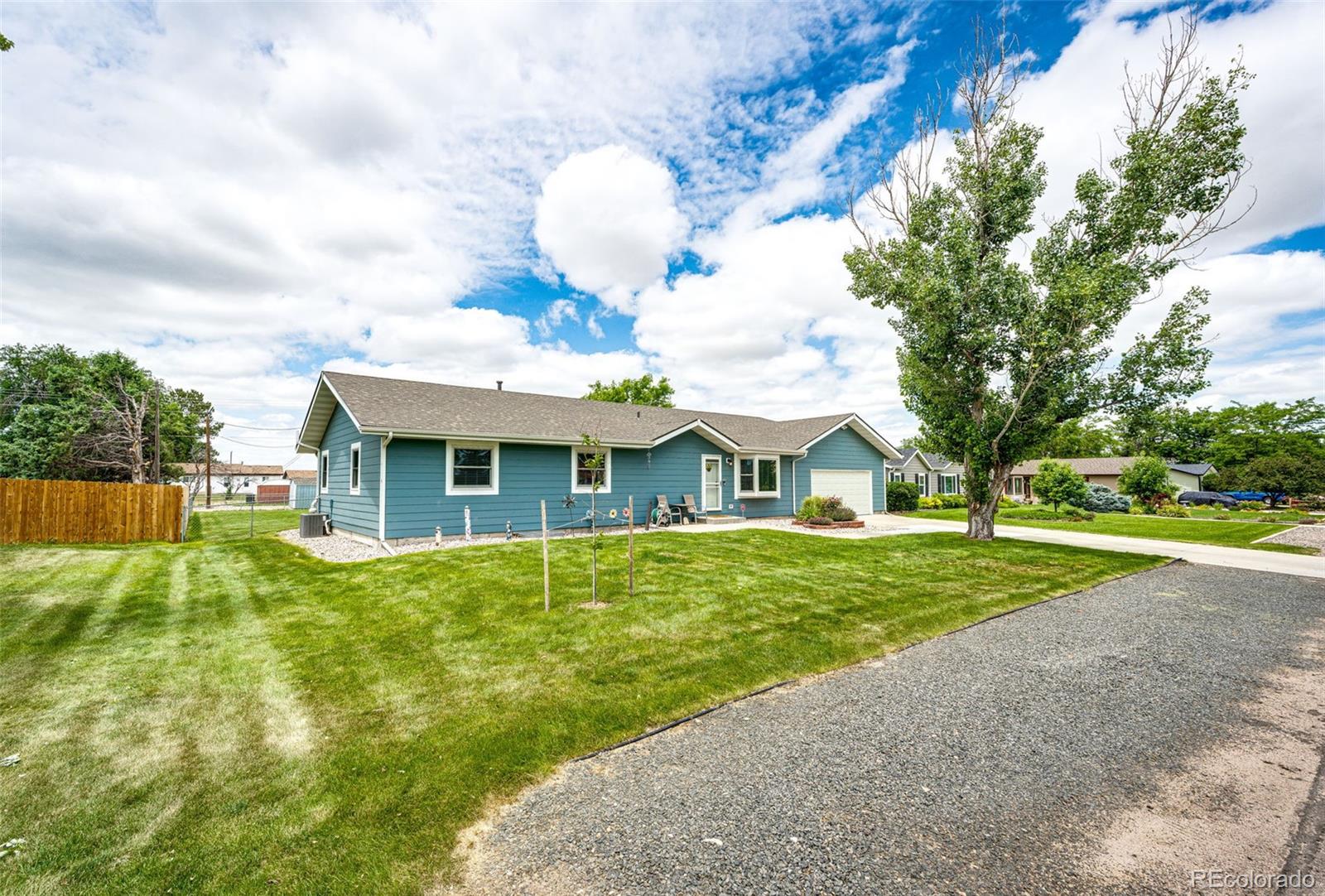 MLS Image #3 for 1853  burton street,strasburg, Colorado