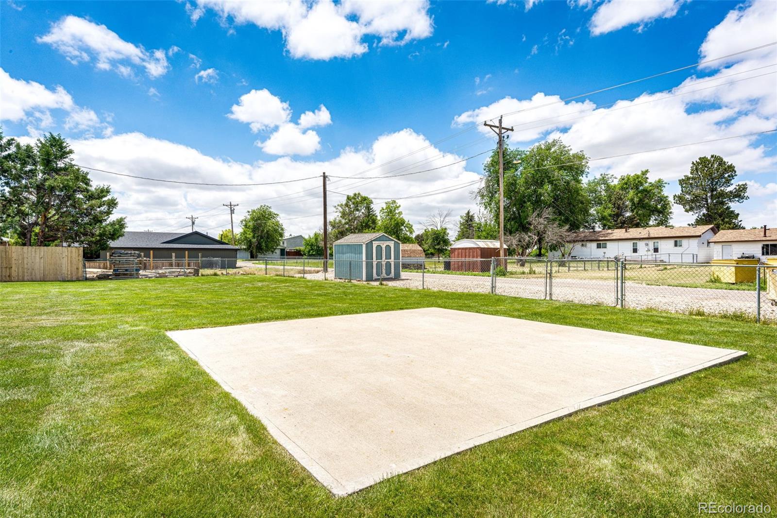 MLS Image #34 for 1853  burton street,strasburg, Colorado