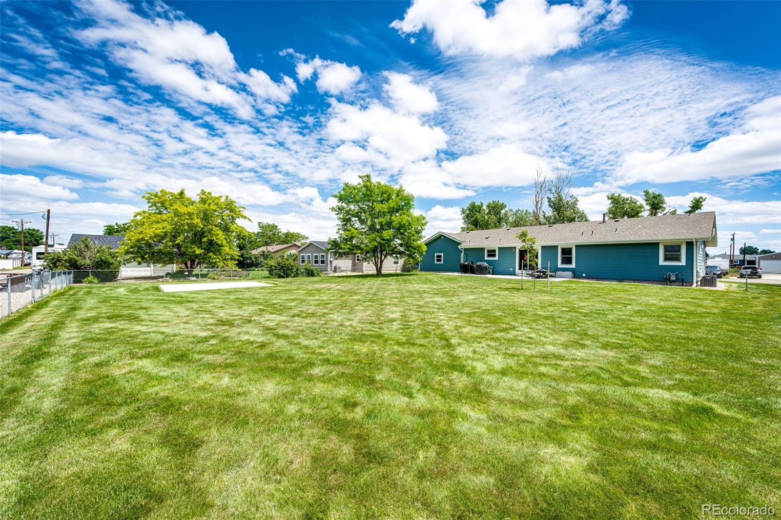 MLS Image #36 for 1853  burton street,strasburg, Colorado