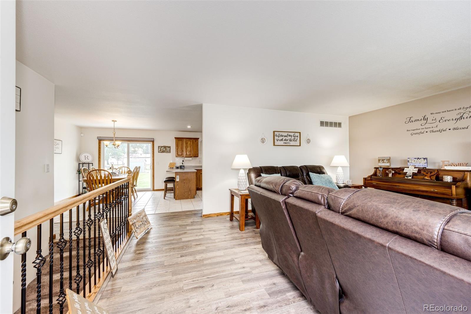 MLS Image #8 for 1853  burton street,strasburg, Colorado