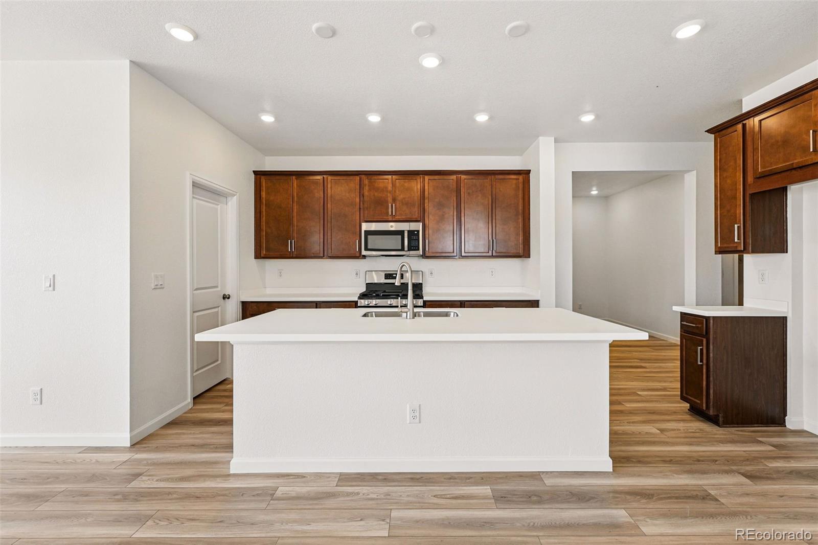 MLS Image #17 for 3411 n denali street,aurora, Colorado