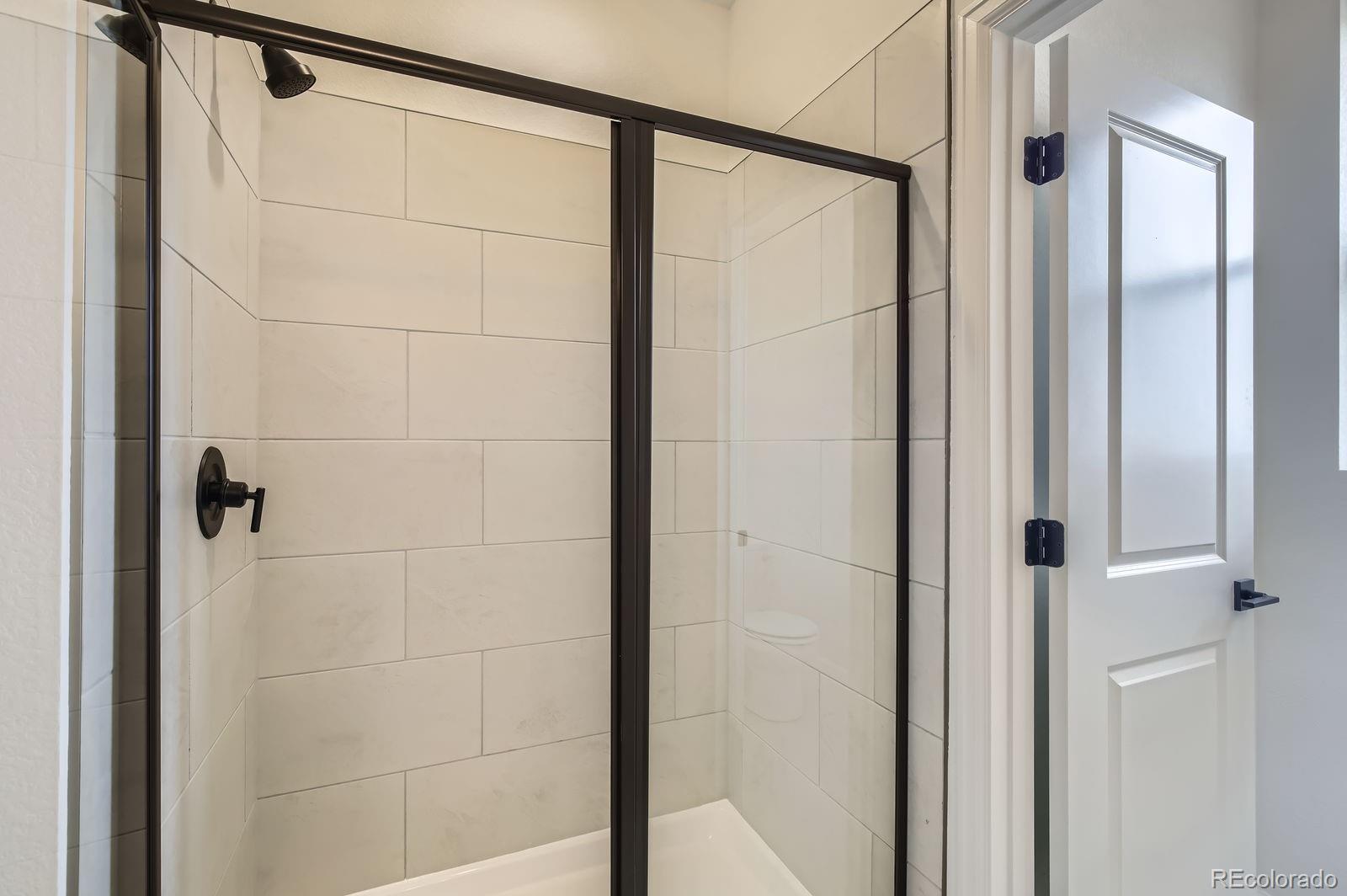 MLS Image #18 for 55000 e 28th place,strasburg, Colorado
