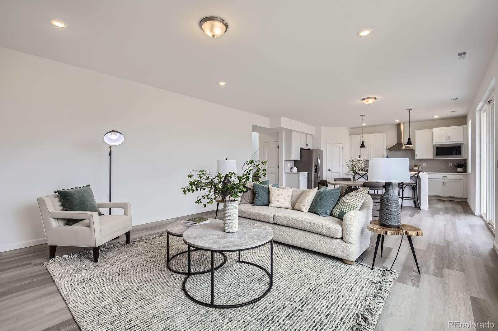 MLS Image #7 for 55000 e 28th place,strasburg, Colorado