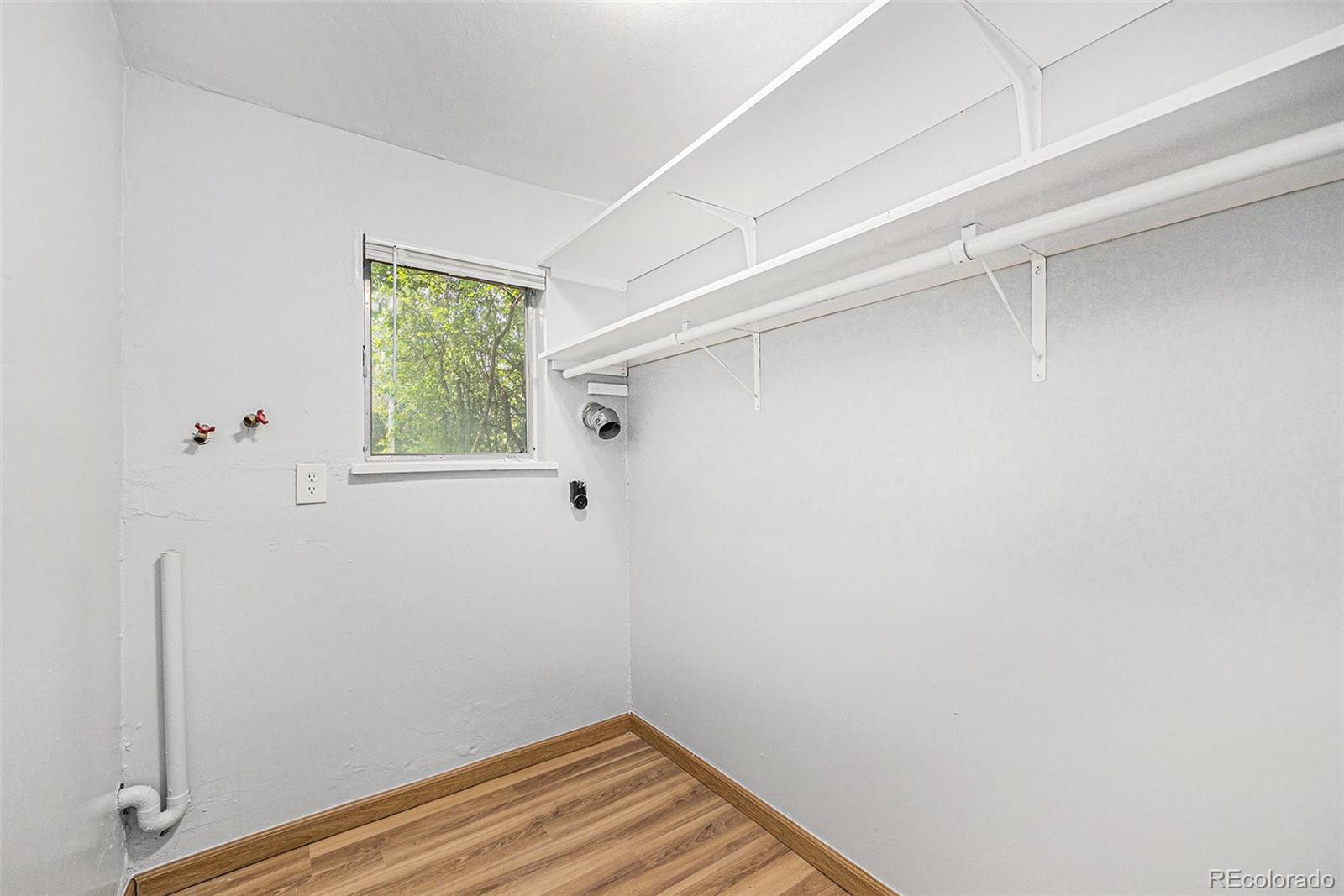MLS Image #15 for 387  tucson street,aurora, Colorado