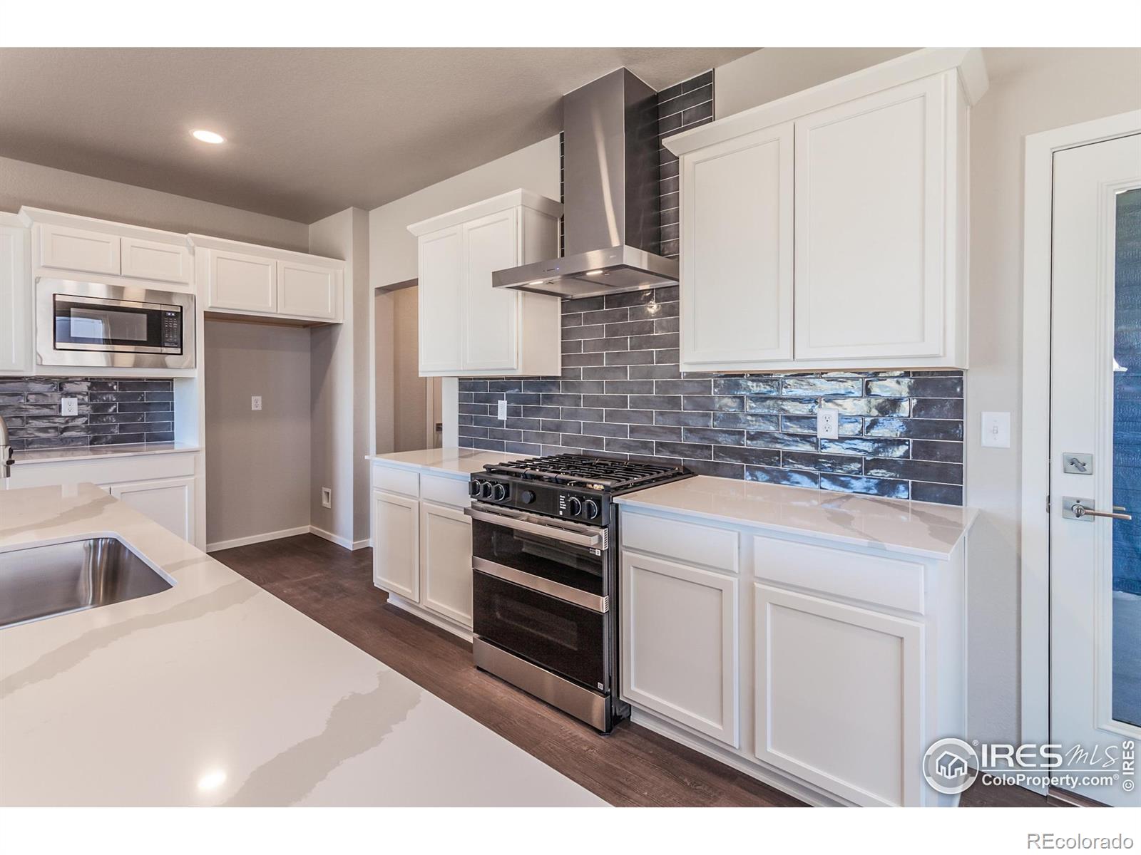 MLS Image #11 for 6105  saddle horn drive,timnath, Colorado