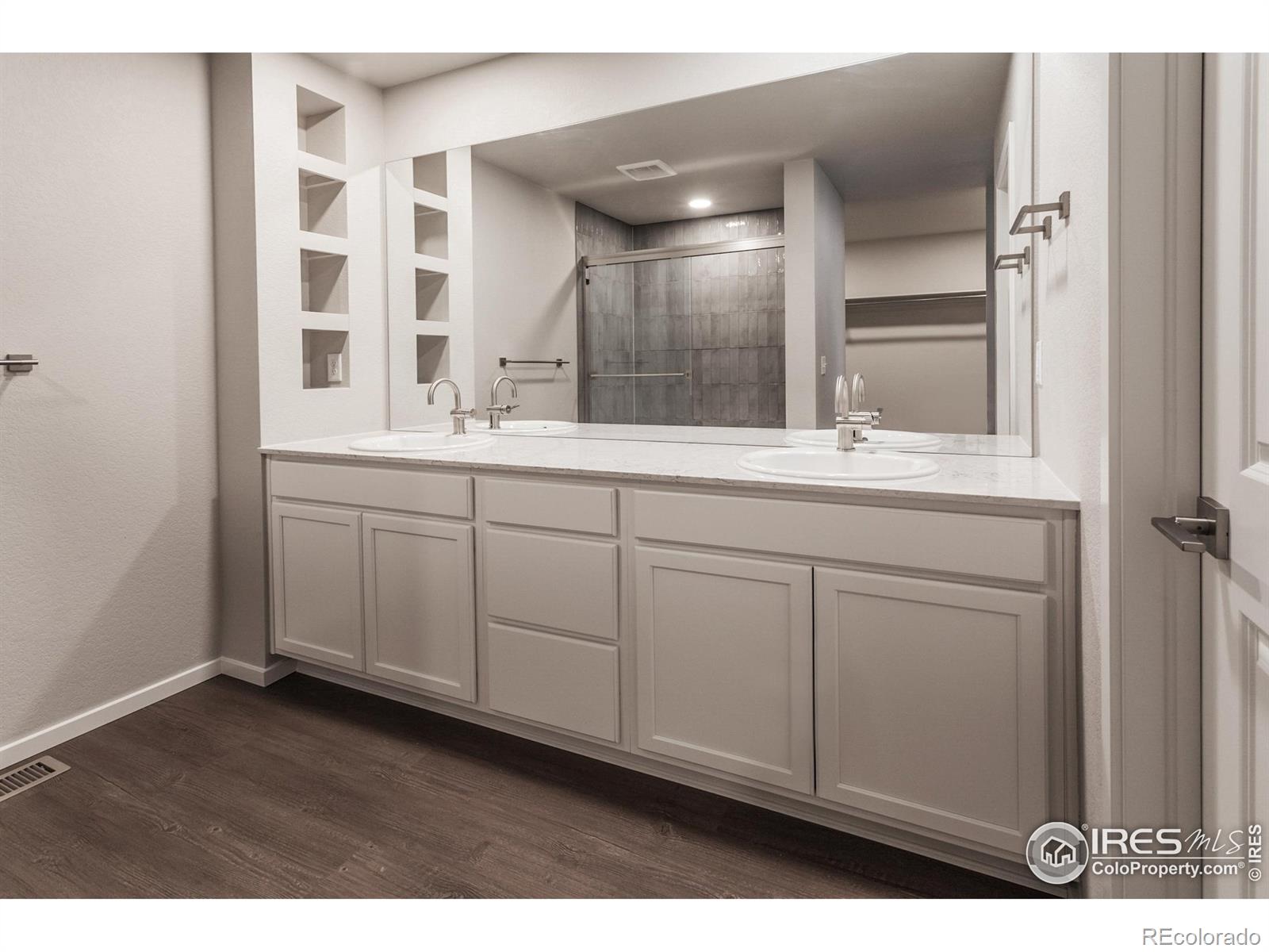 MLS Image #25 for 6105  saddle horn drive,timnath, Colorado