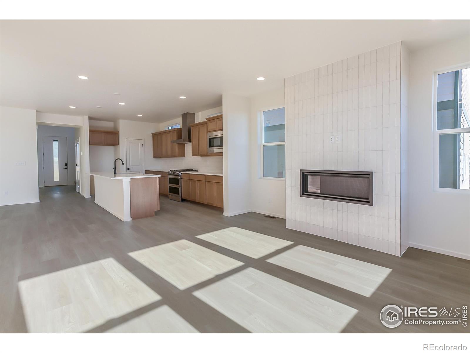 MLS Image #4 for 6073  saddle horn drive,timnath, Colorado