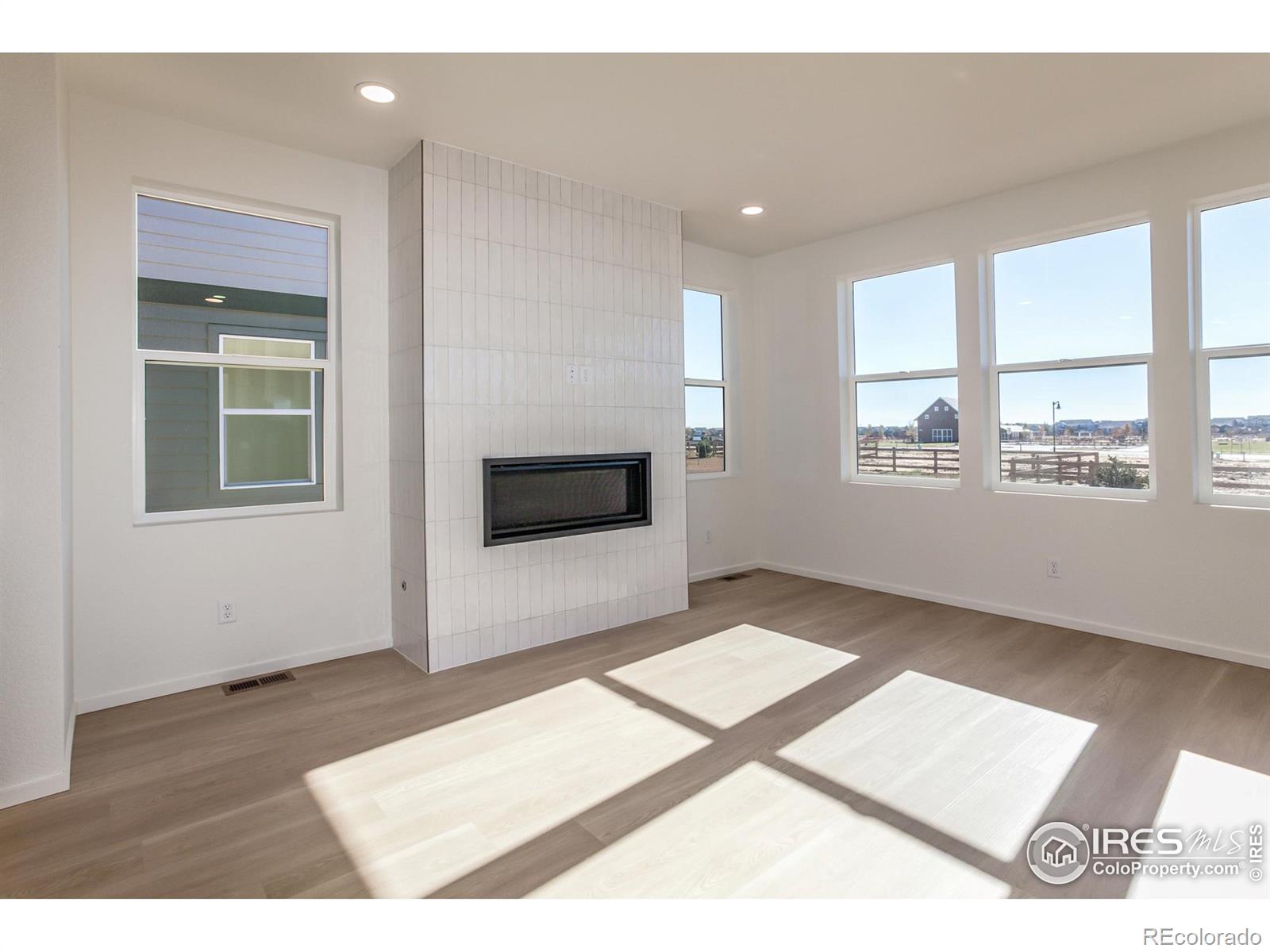 MLS Image #5 for 6073  saddle horn drive,timnath, Colorado