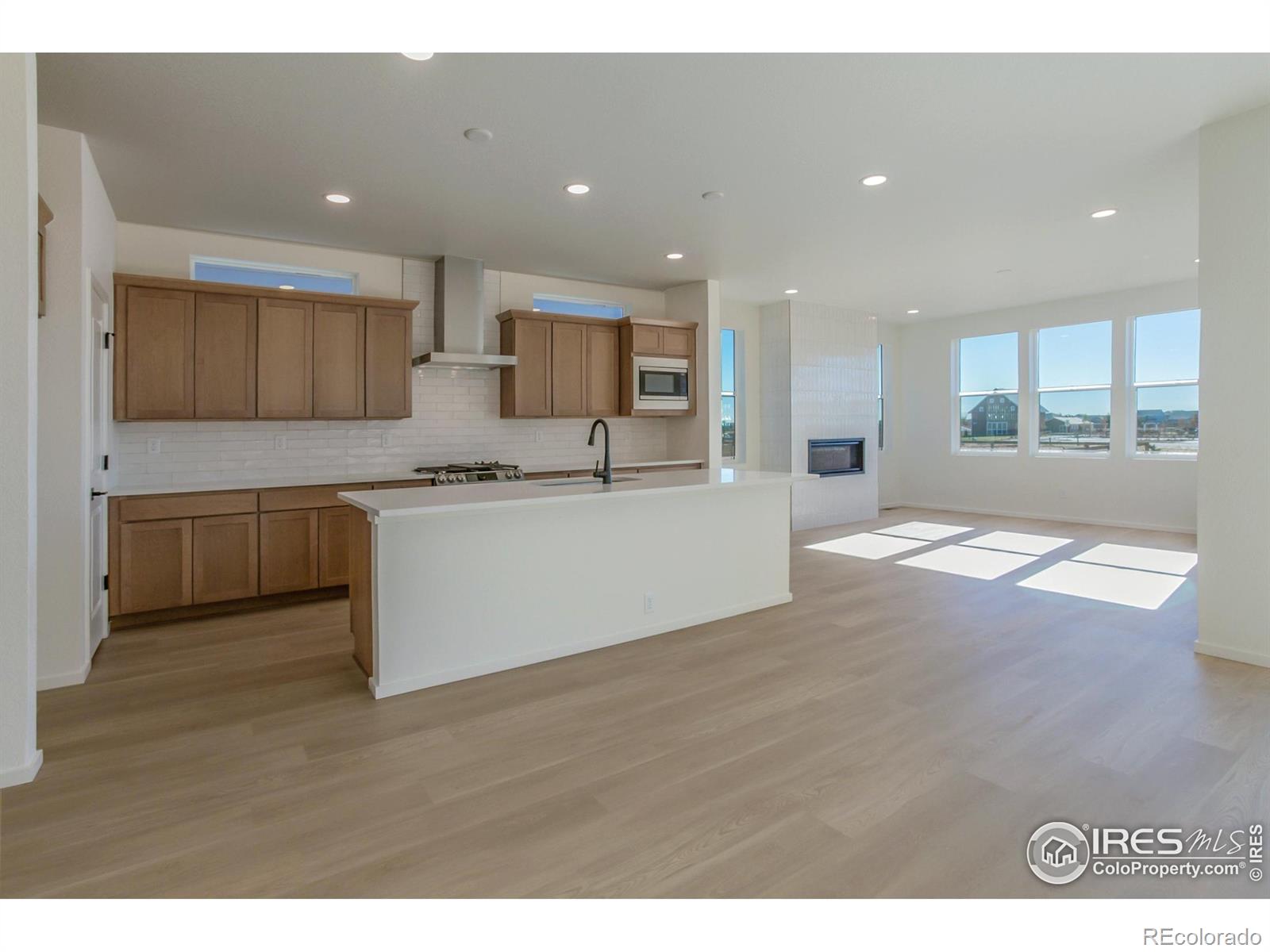MLS Image #6 for 6073  saddle horn drive,timnath, Colorado