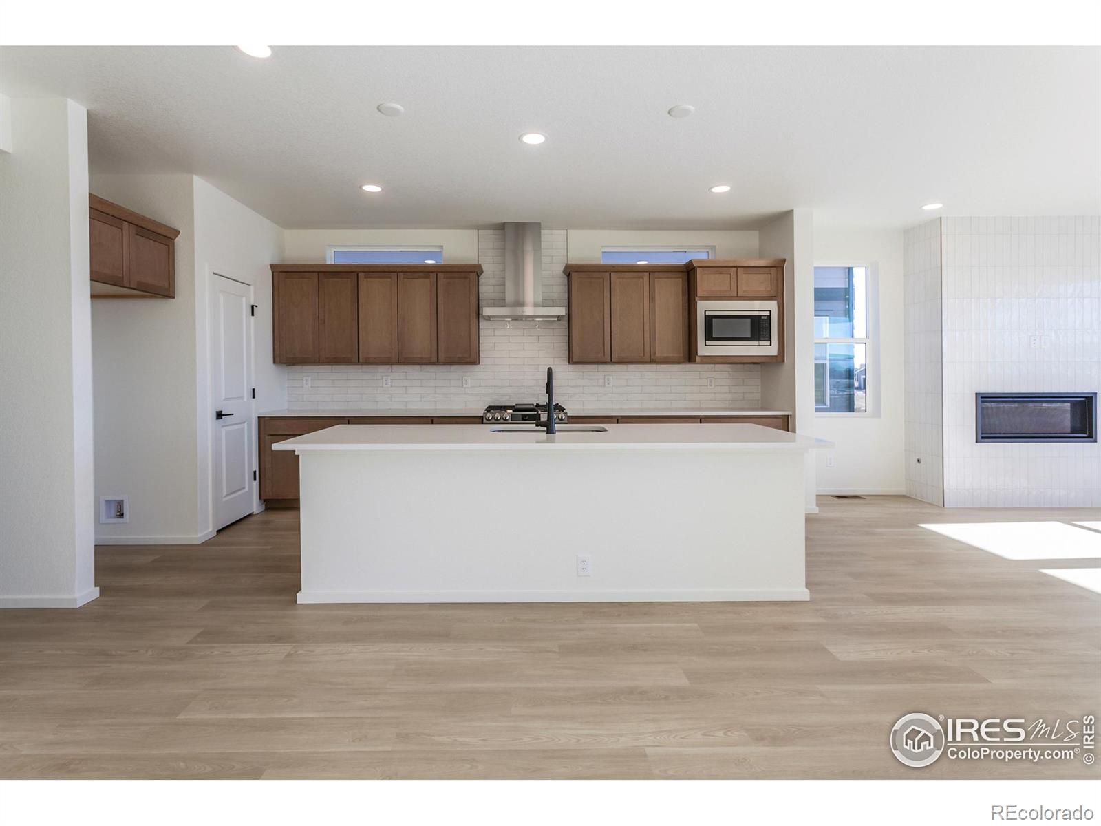 MLS Image #9 for 6073  saddle horn drive,timnath, Colorado