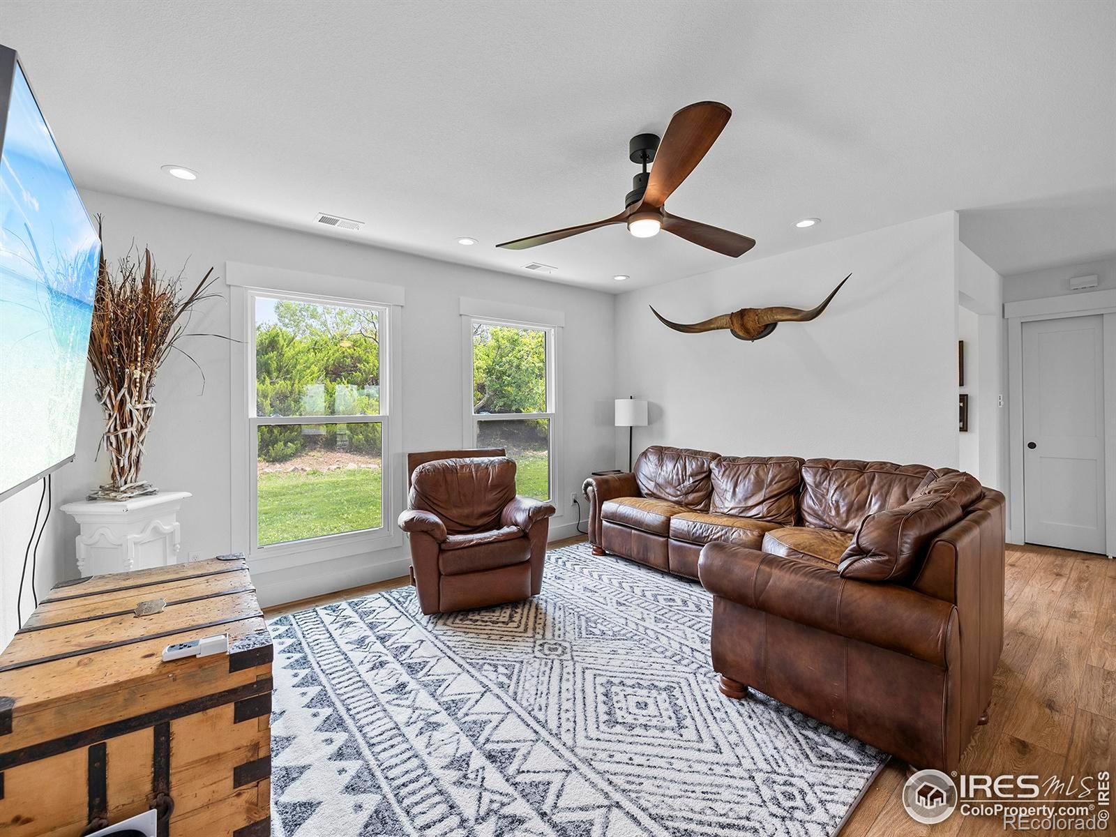 MLS Image #7 for 11021 n county road 3 ,wellington, Colorado
