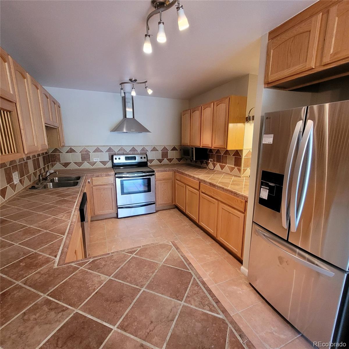 MLS Image #0 for 755 s clinton street,denver, Colorado