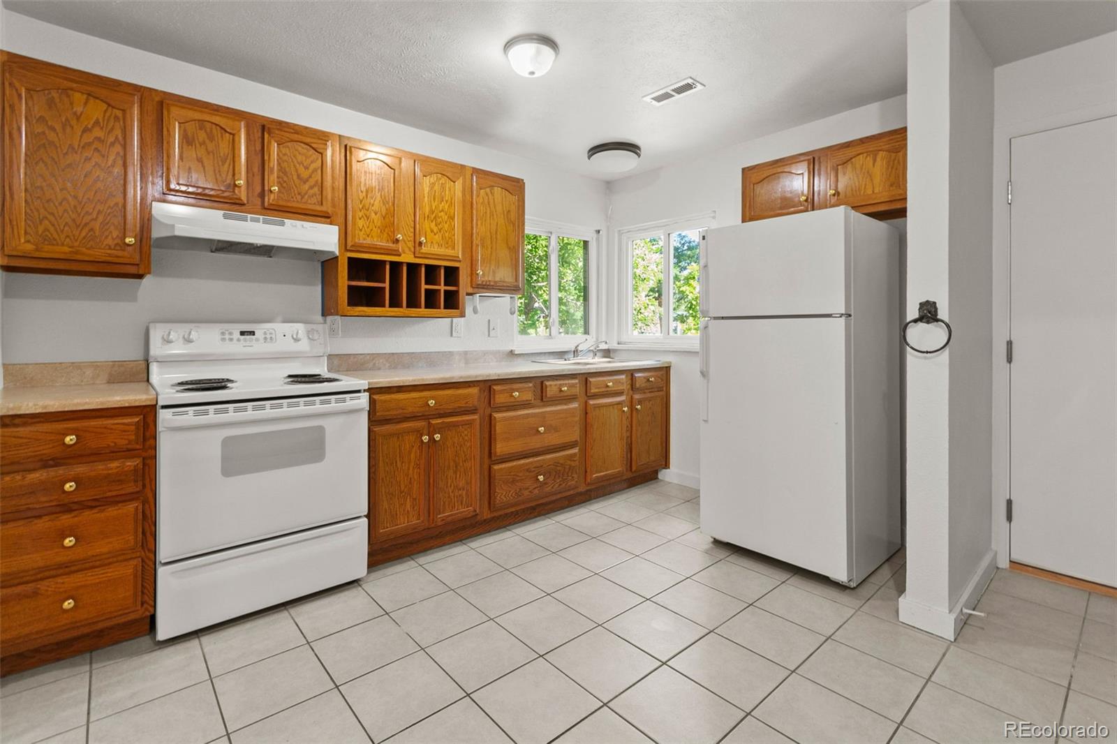 MLS Image #12 for 1240  willow street,denver, Colorado