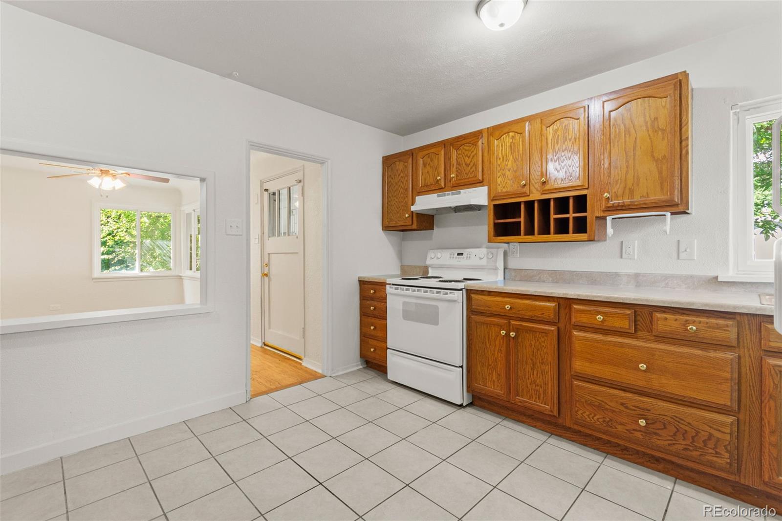 MLS Image #16 for 1240  willow street,denver, Colorado