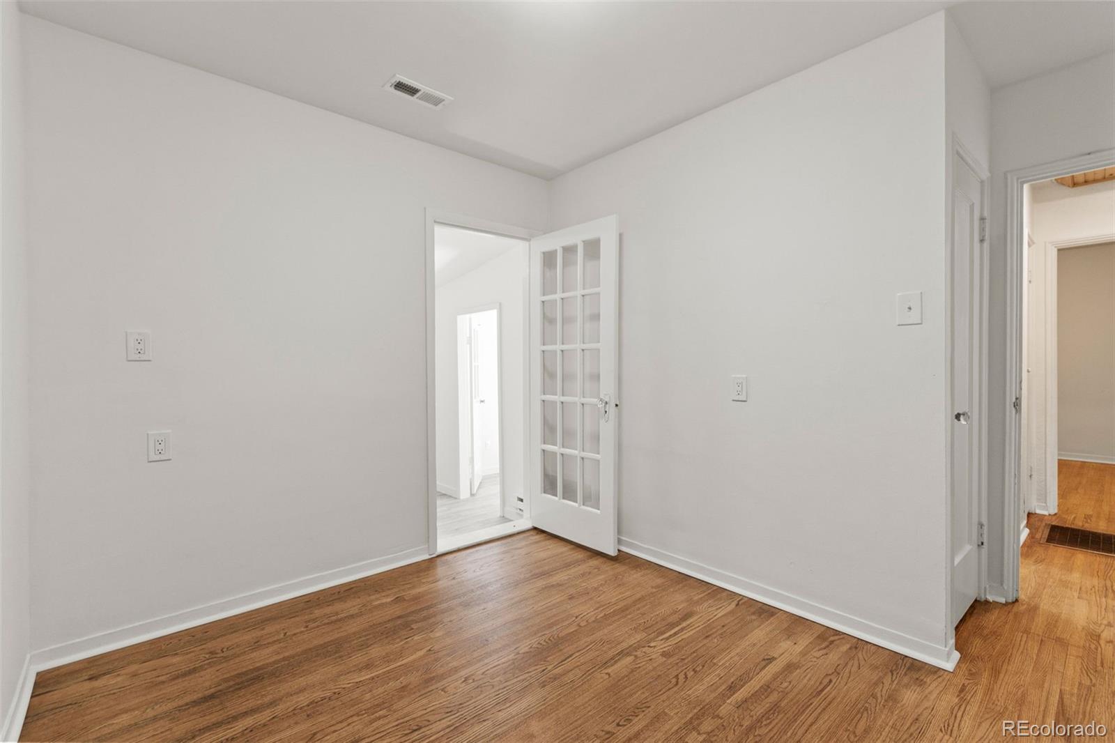 MLS Image #23 for 1240  willow street,denver, Colorado