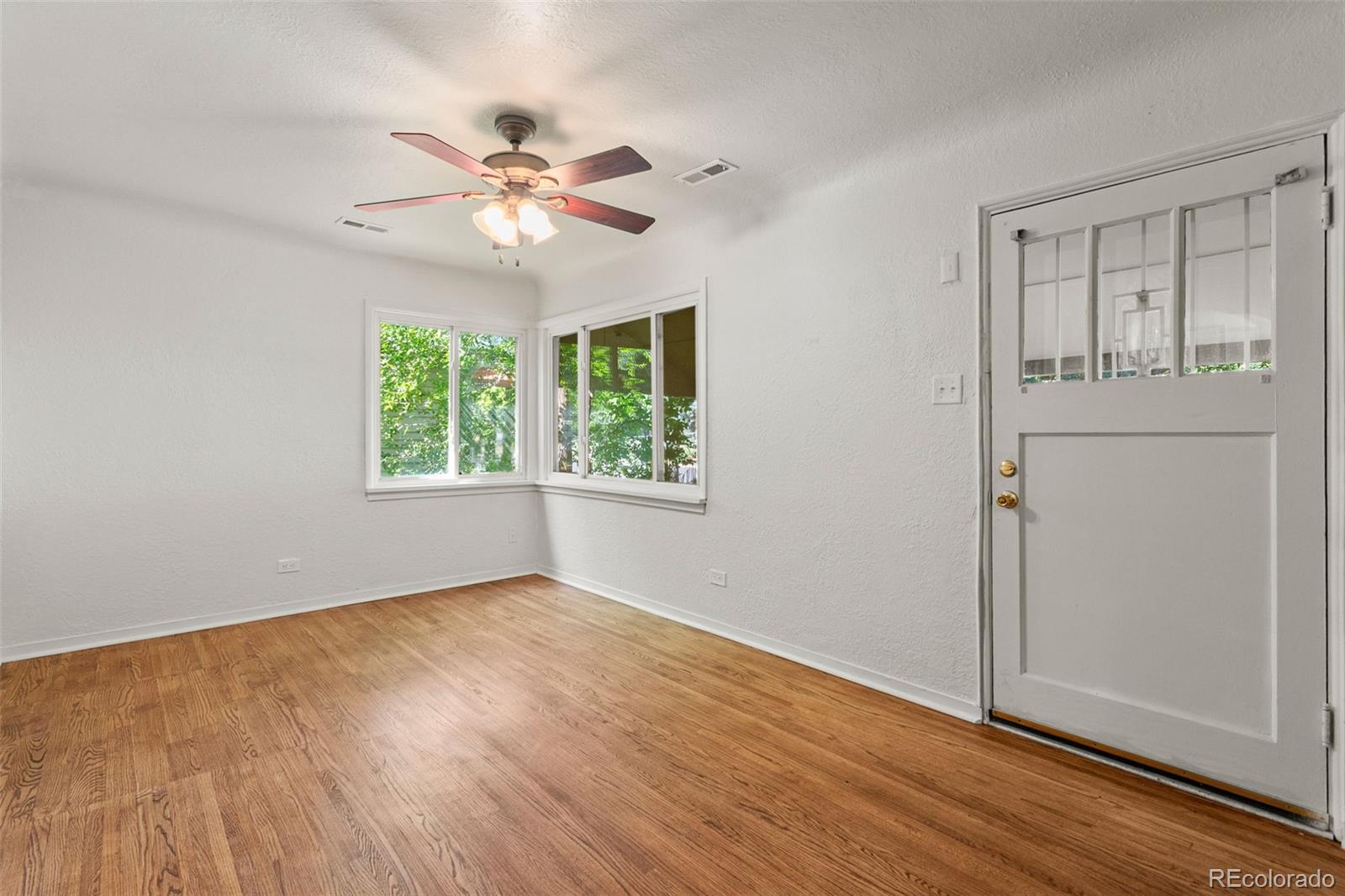 MLS Image #7 for 1240  willow street,denver, Colorado