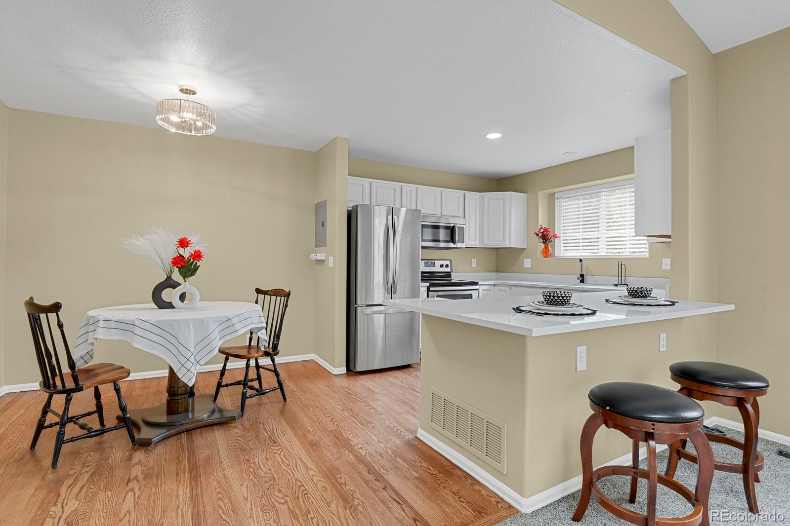 MLS Image #6 for 1276 s zeno circle,aurora, Colorado
