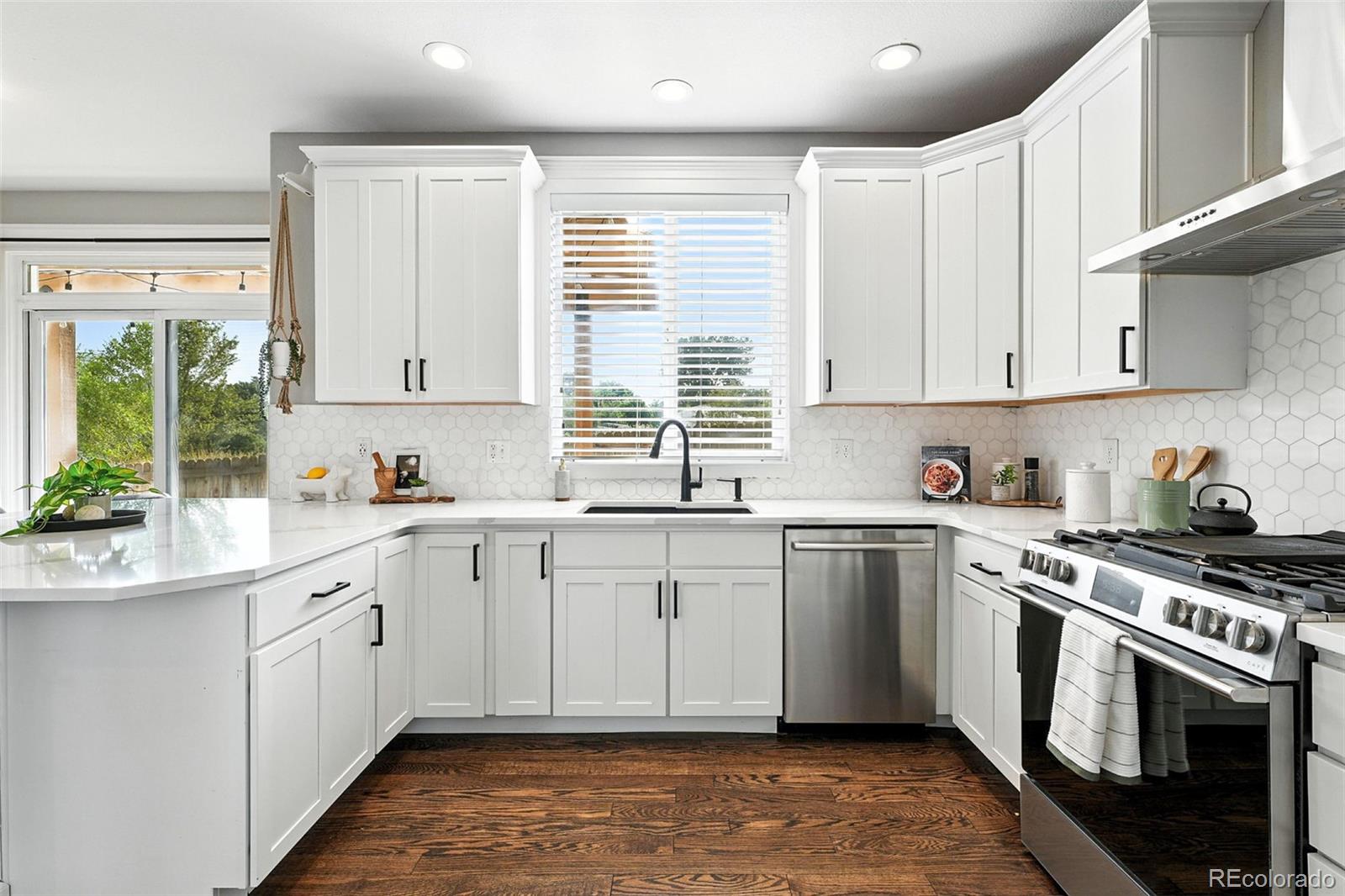 MLS Image #3 for 6039  quay court,arvada, Colorado