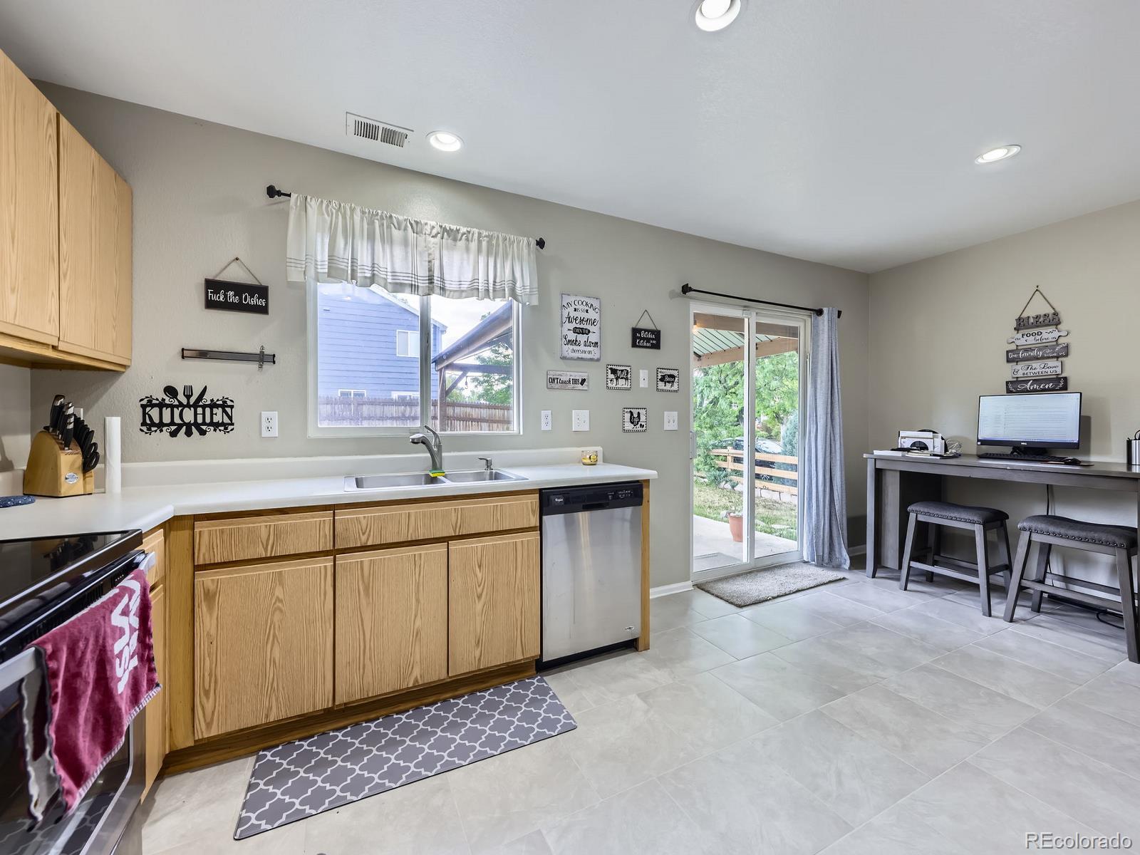 MLS Image #13 for 4935 e 100th drive,thornton, Colorado