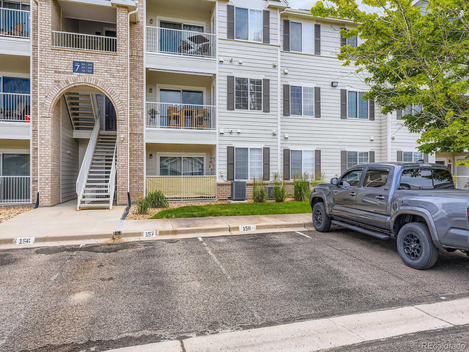 MLS Image #18 for 15700 e jamison drive,englewood, Colorado