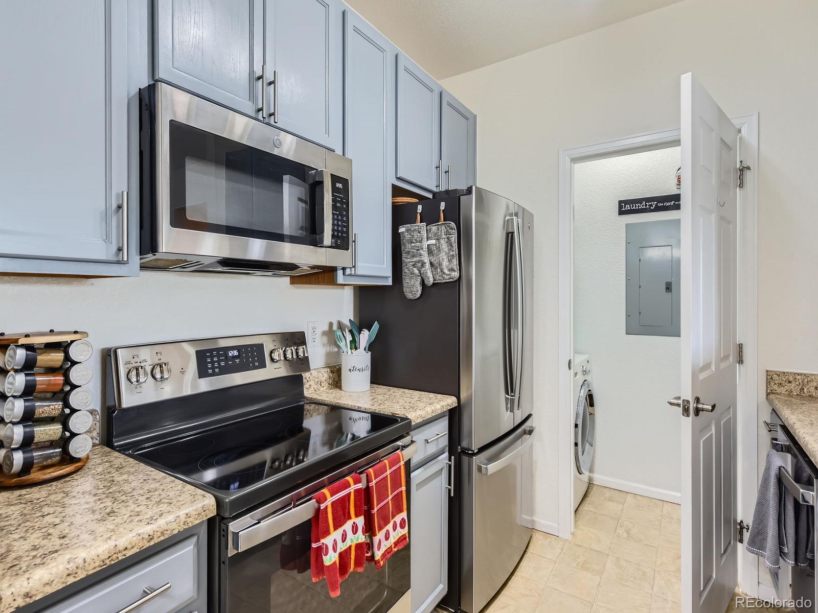 MLS Image #7 for 15700 e jamison drive,englewood, Colorado