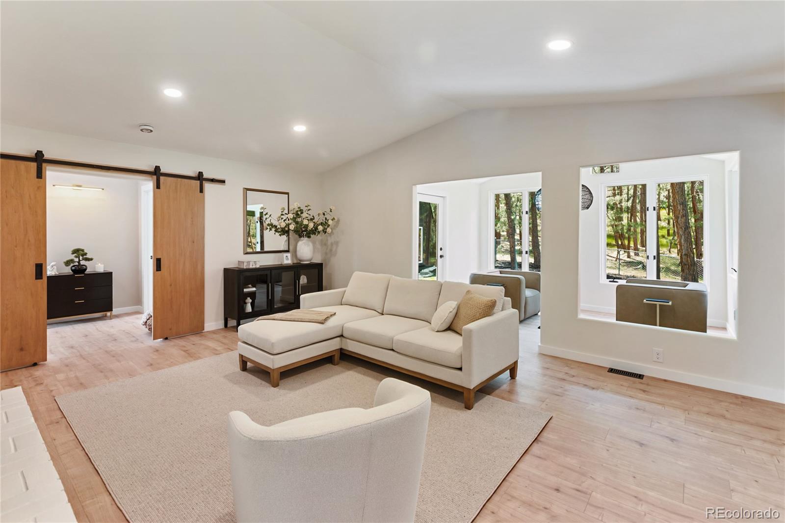 MLS Image #13 for 1320  spring valley drive,colorado springs, Colorado