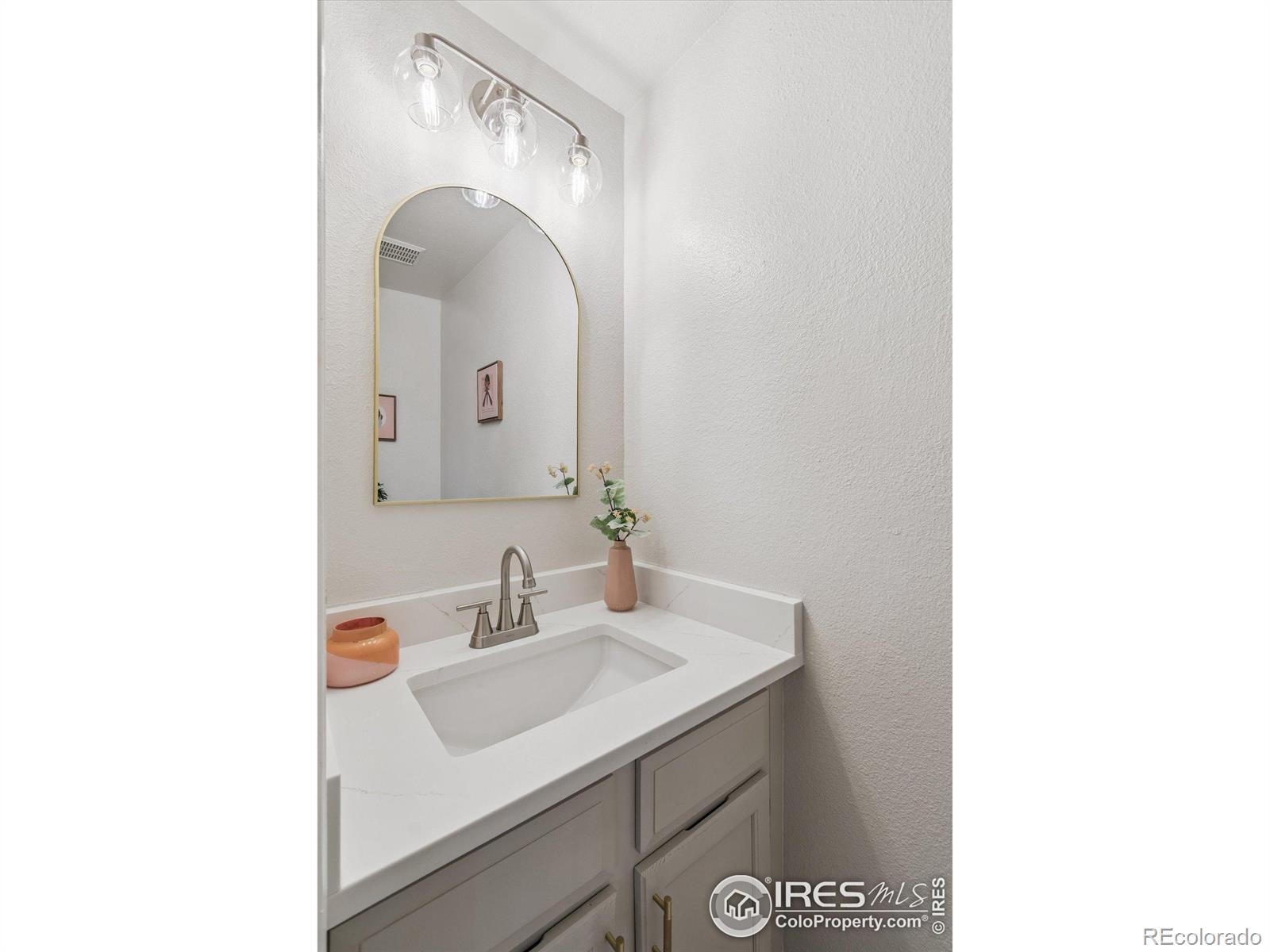 MLS Image #10 for 7474 e arkansas avenue,denver, Colorado
