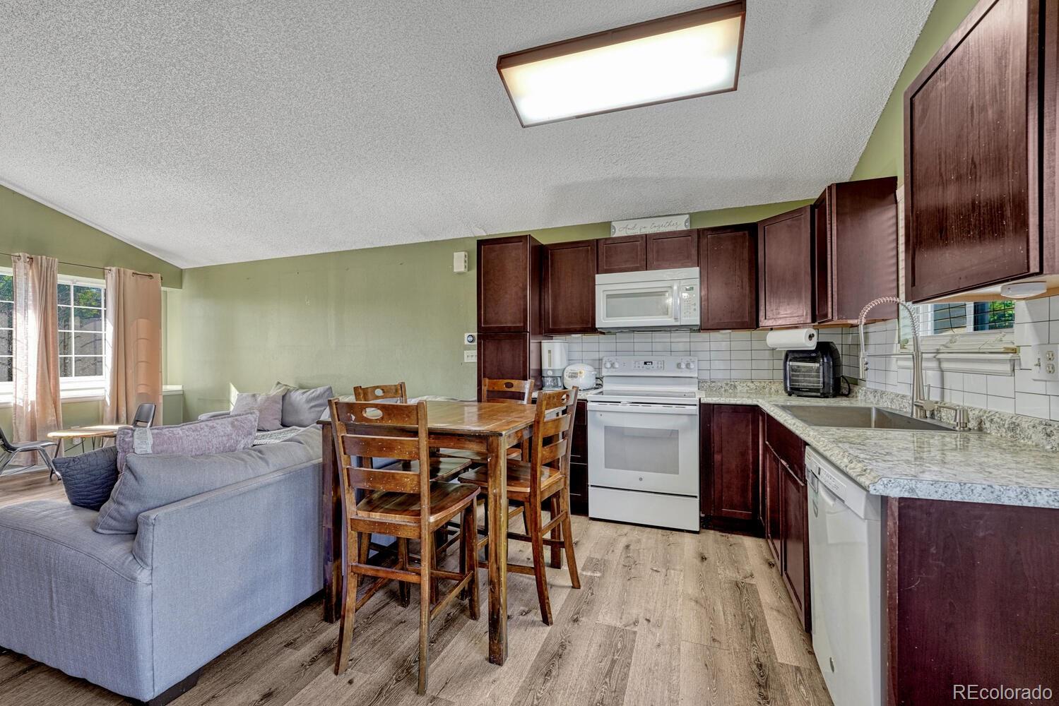 MLS Image #10 for 3730  hazelwood court,colorado springs, Colorado