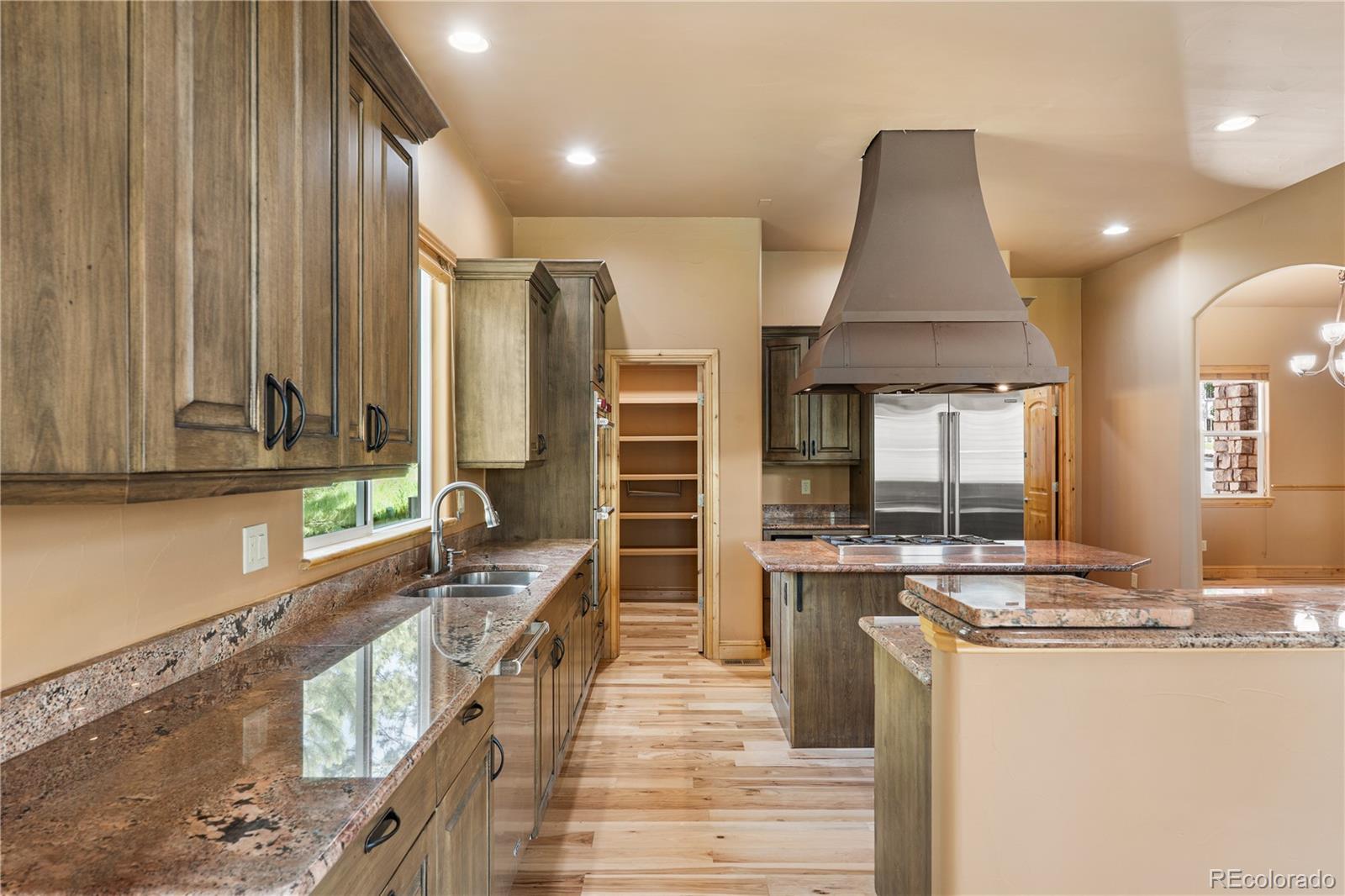 MLS Image #13 for 691  cumberland road,larkspur, Colorado