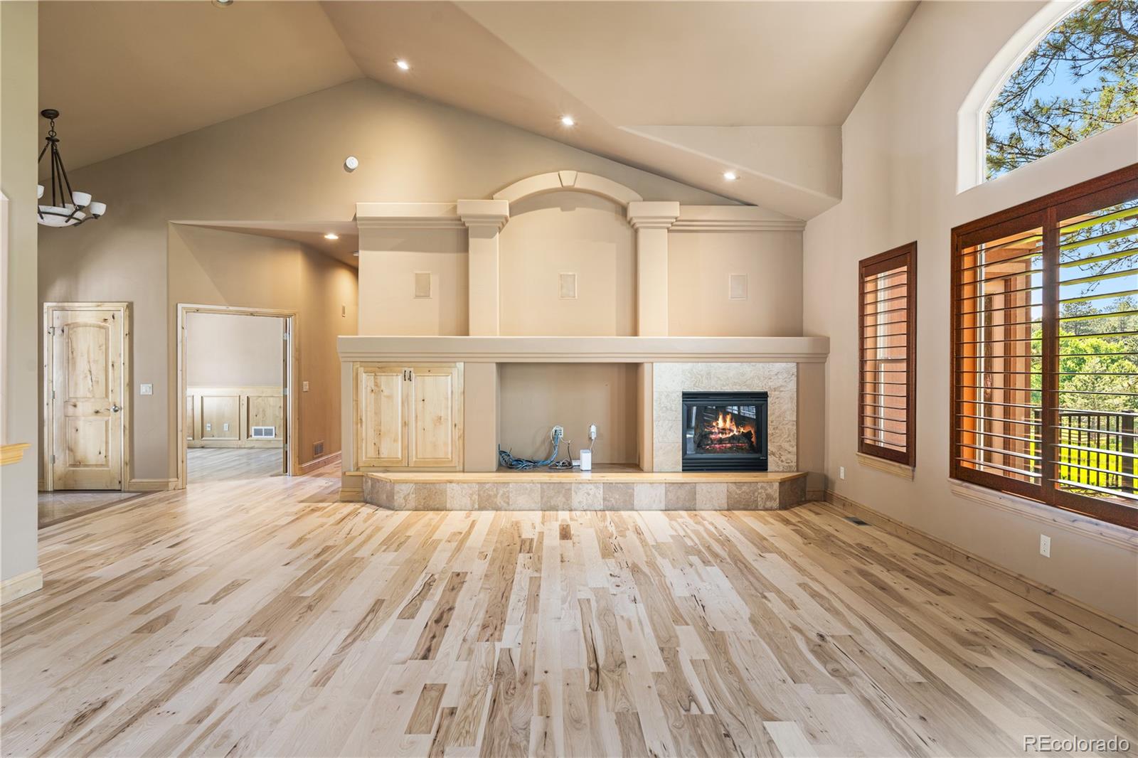 MLS Image #14 for 691  cumberland road,larkspur, Colorado