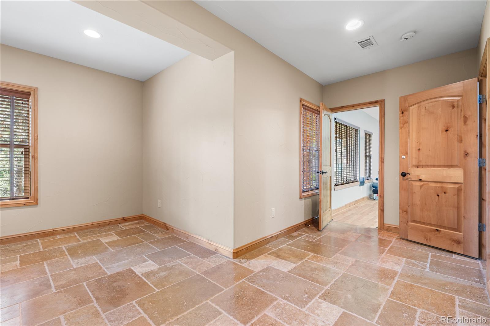 MLS Image #33 for 691  cumberland road,larkspur, Colorado
