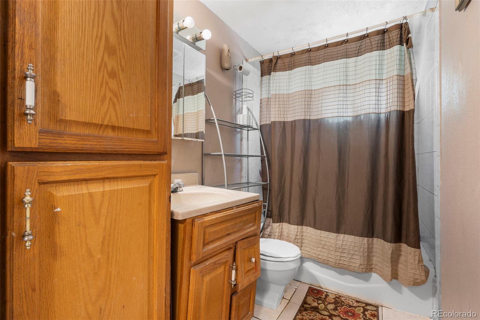 MLS Image #5 for 3014  lakeside drive,evans, Colorado