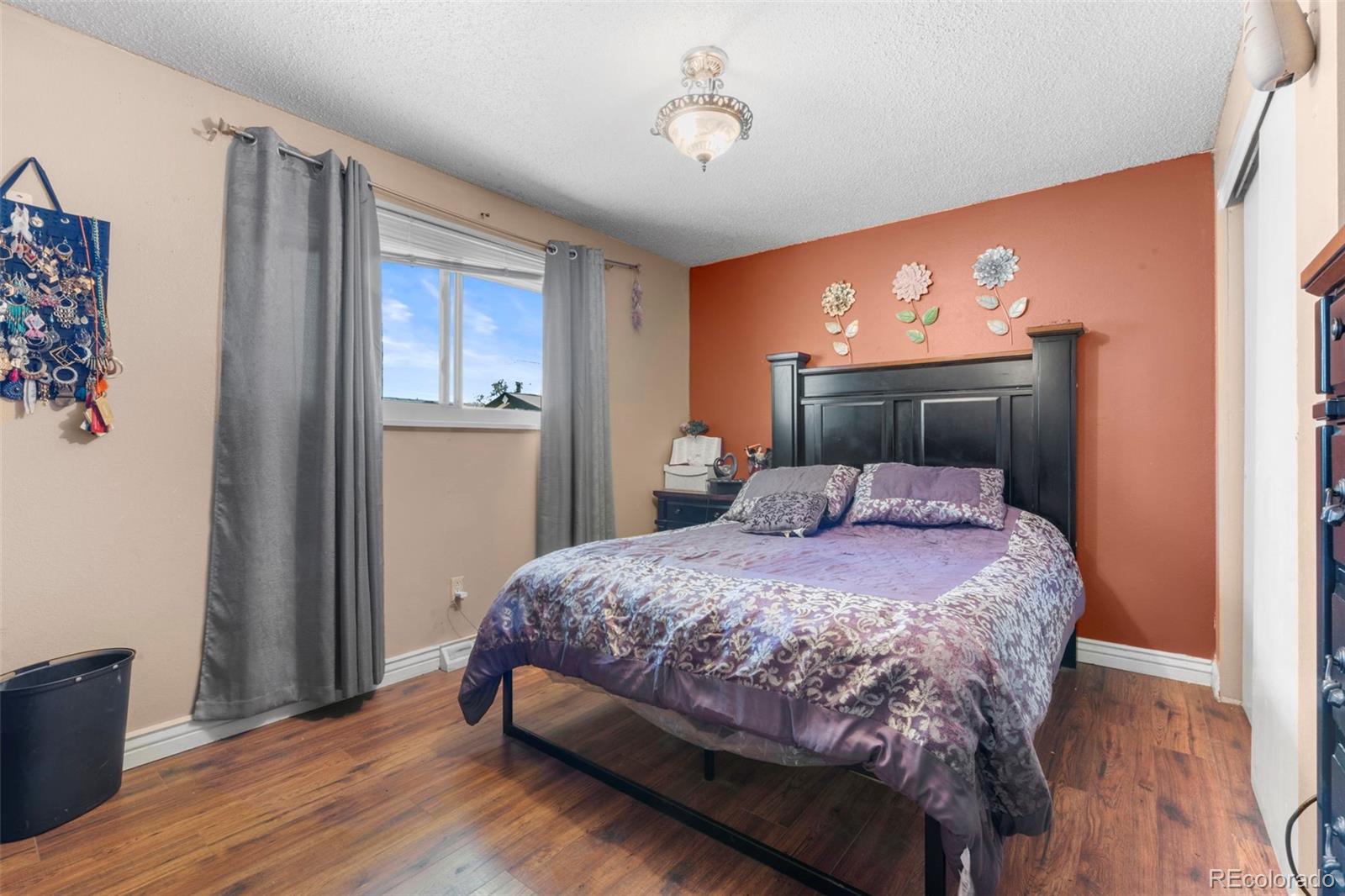 MLS Image #6 for 3014  lakeside drive,evans, Colorado