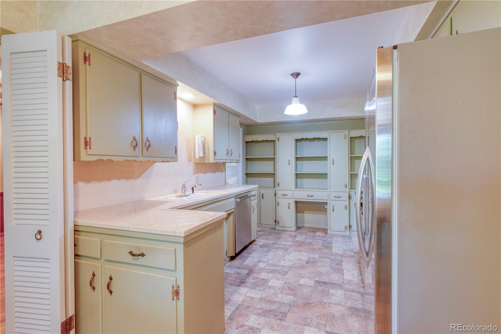 MLS Image #22 for 815  hoyt street,lakewood, Colorado